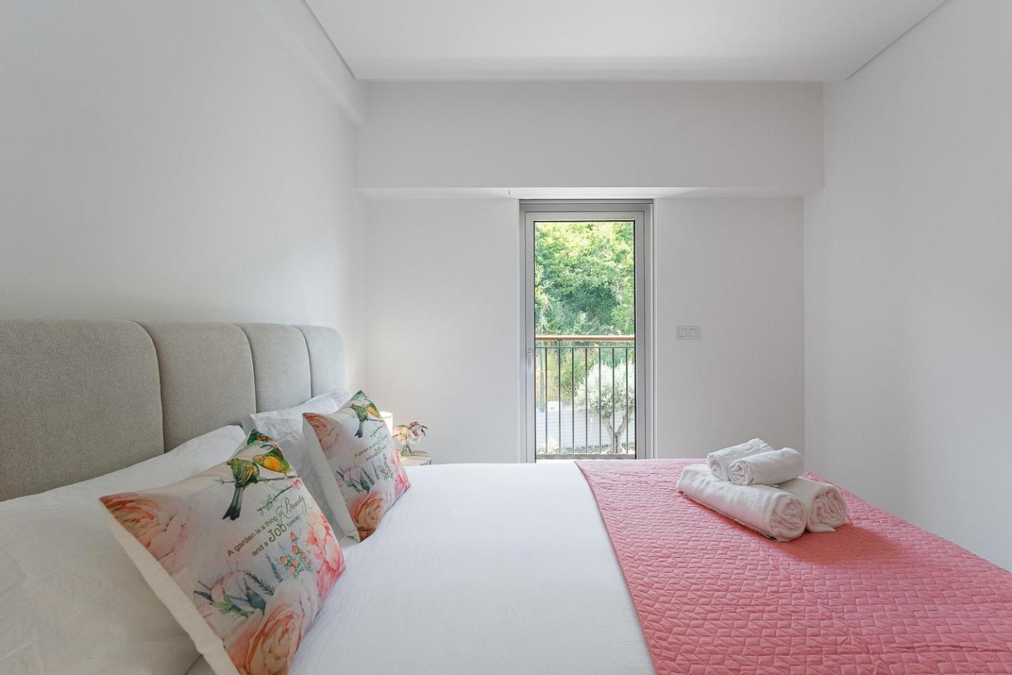 Guestready - Majestic Riverside Terrace In Coimbra Apartment Exterior photo